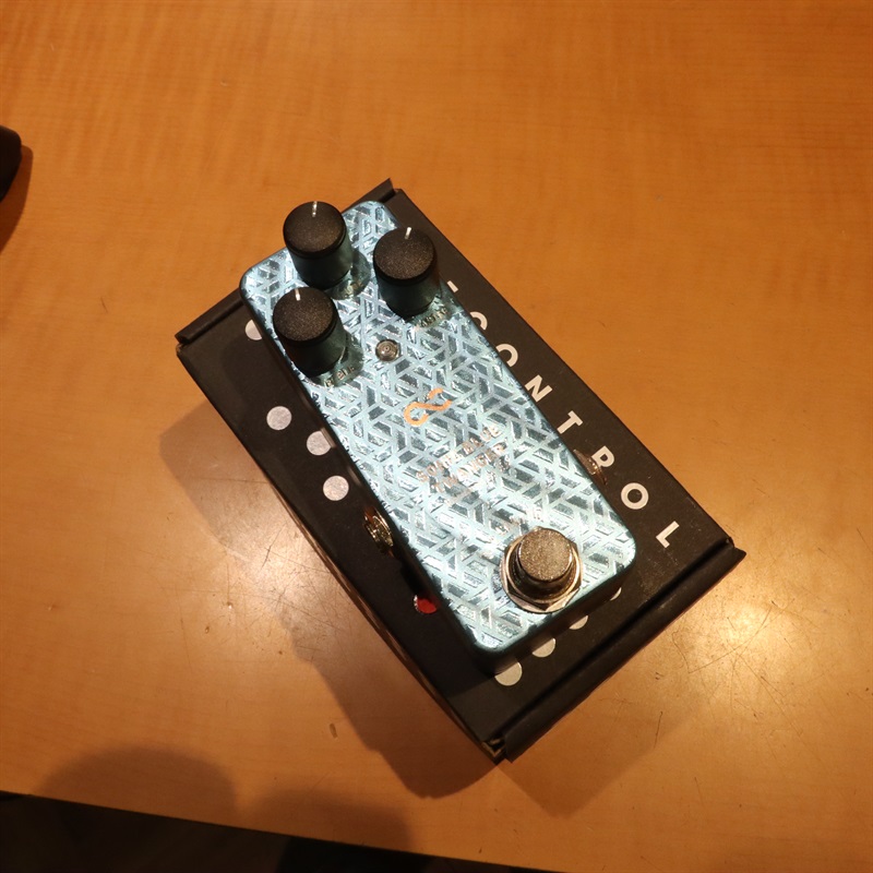 One Control SONIC BLUE TWANGERの画像